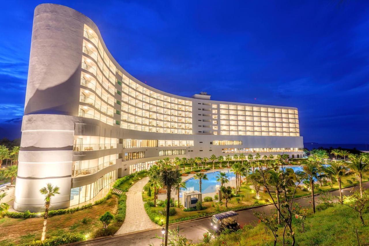 Selectum Noa Resort Cam Ranh Exteriér fotografie