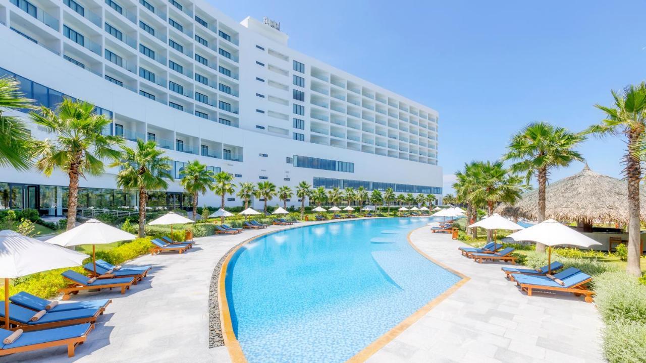 Selectum Noa Resort Cam Ranh Exteriér fotografie